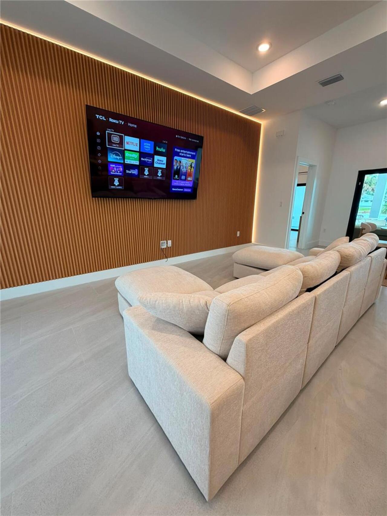 Listing Photo 42