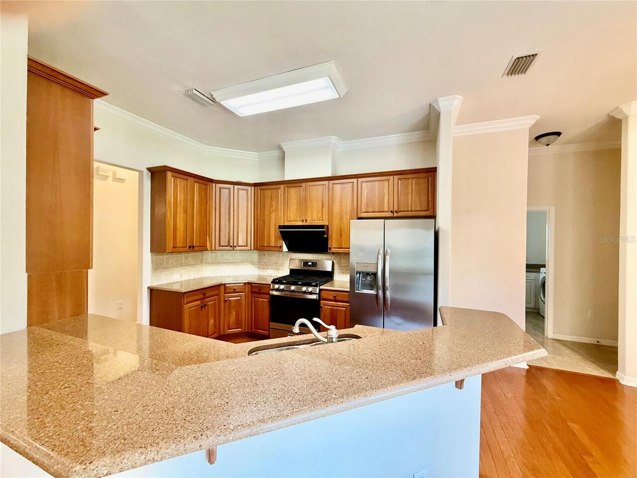 Listing Photo 9