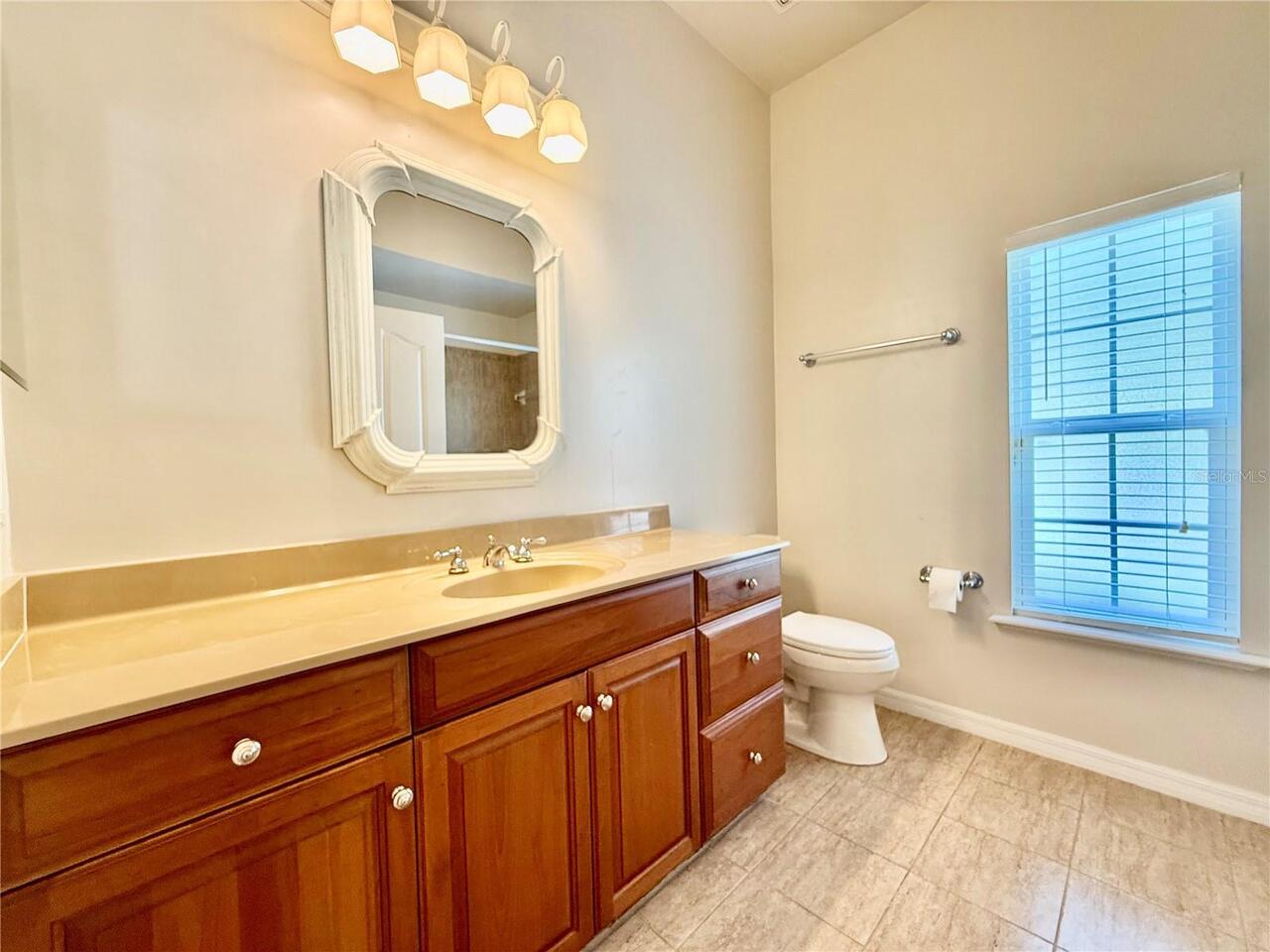 Listing Photo 24