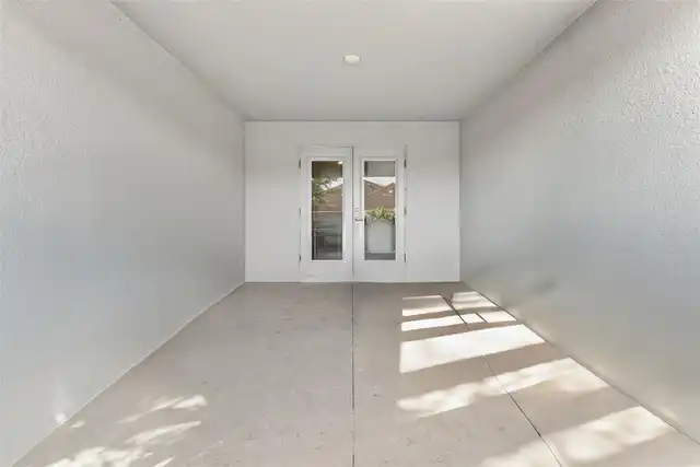 Listing Photo 21