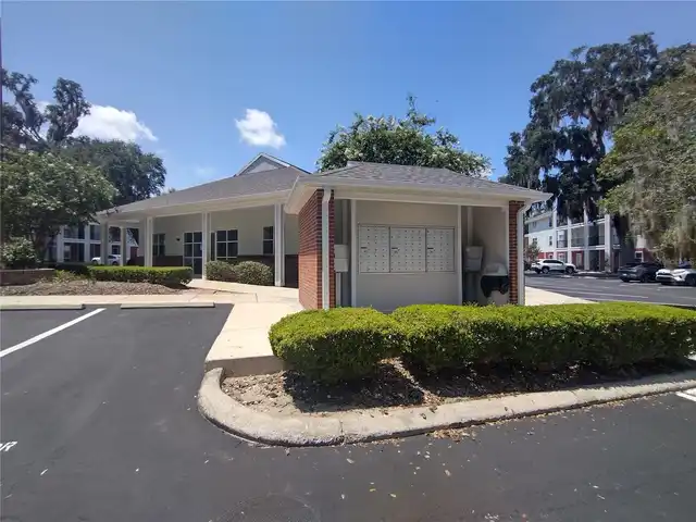 Listing Photo 18