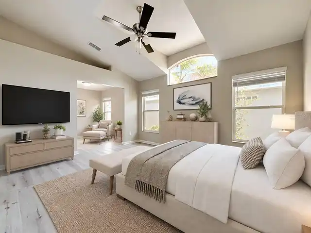 Listing Photo 12