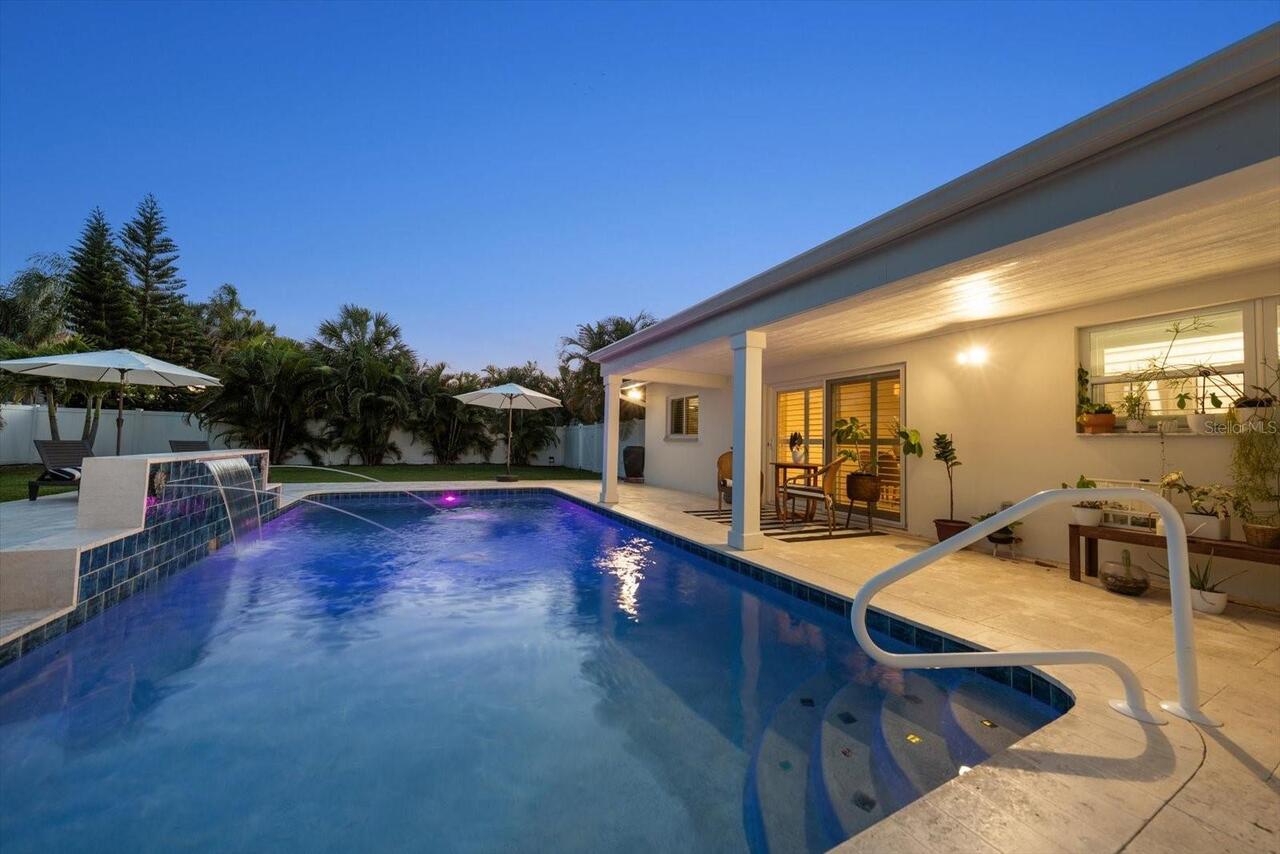 Listing Photo 11