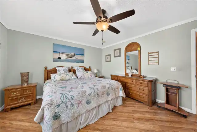 Listing Photo 32