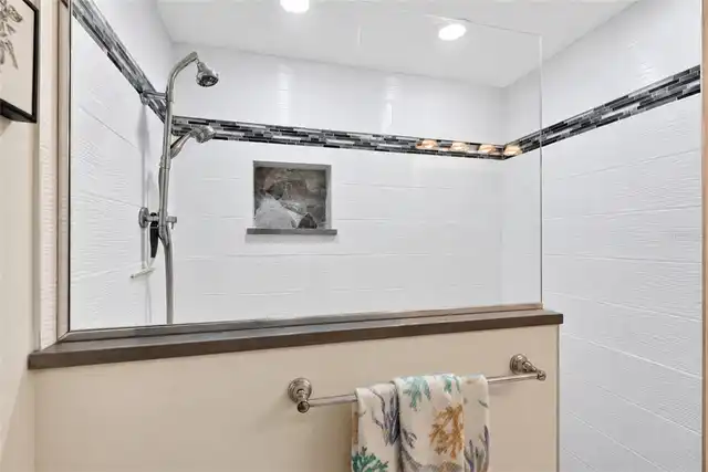 Listing Photo 39