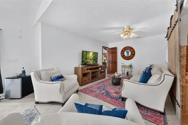 Listing Photo 28