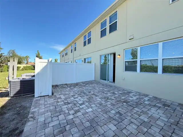 Listing Photo 24