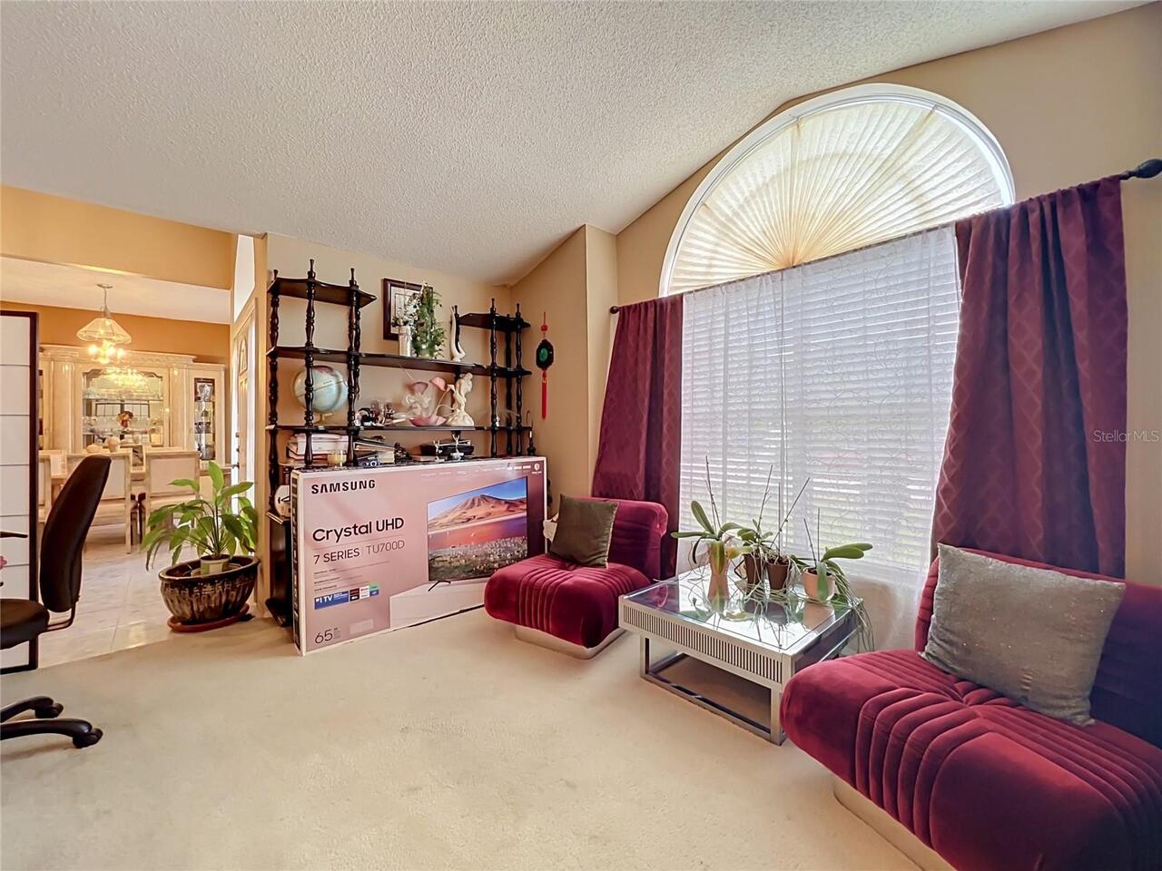 Listing Photo 9