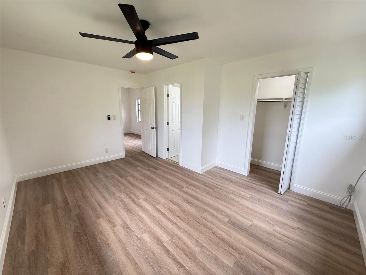 Listing Photo 7