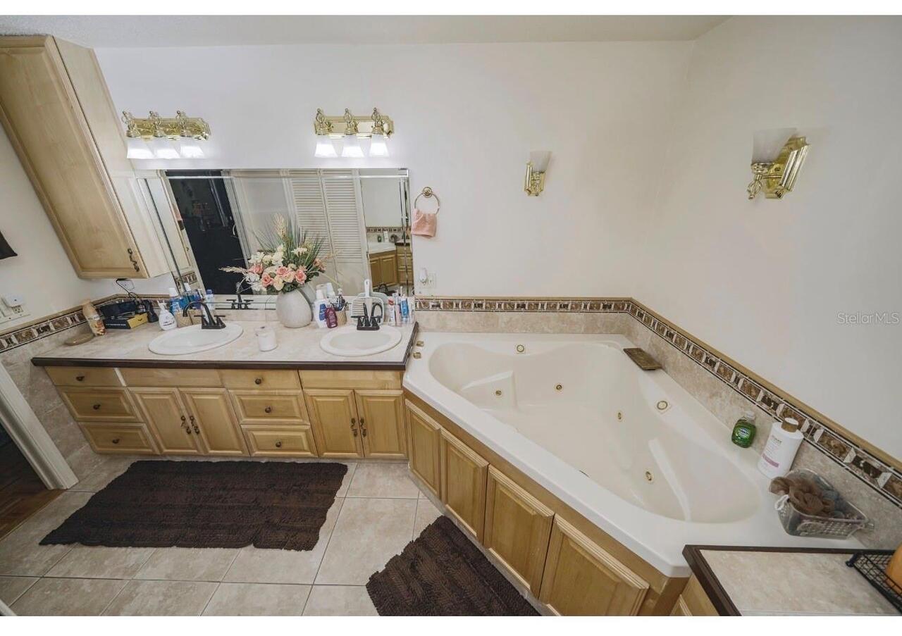 Listing Photo 15