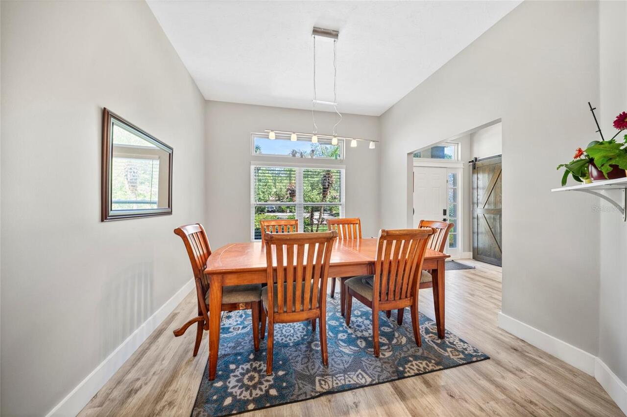 Listing Photo 8