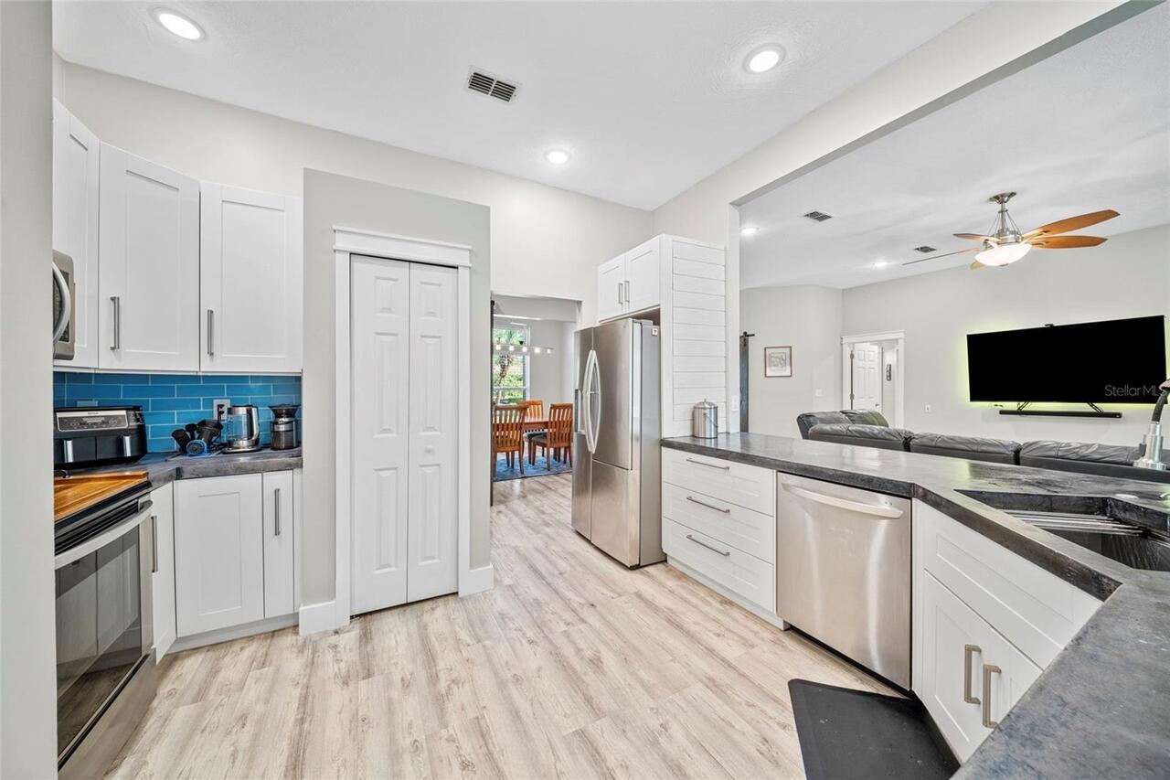 Listing Photo 18