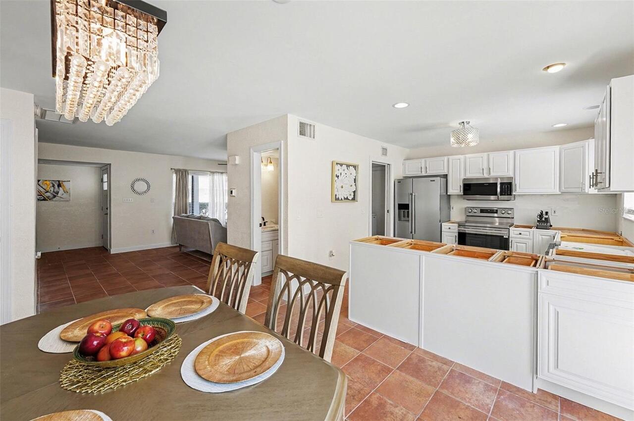 Listing Photo 8