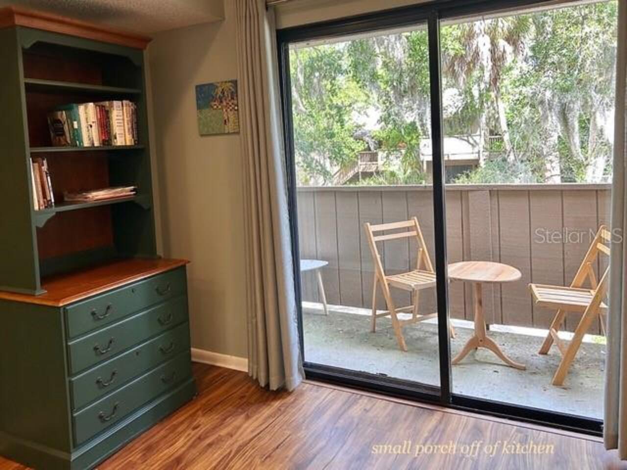 Listing Photo 12