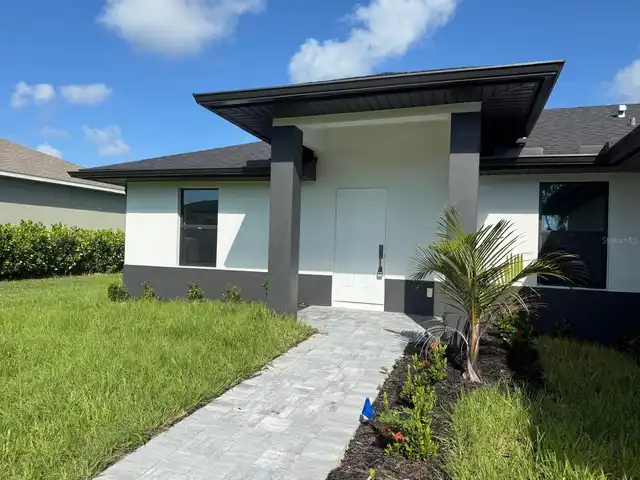 Listing Photo 11