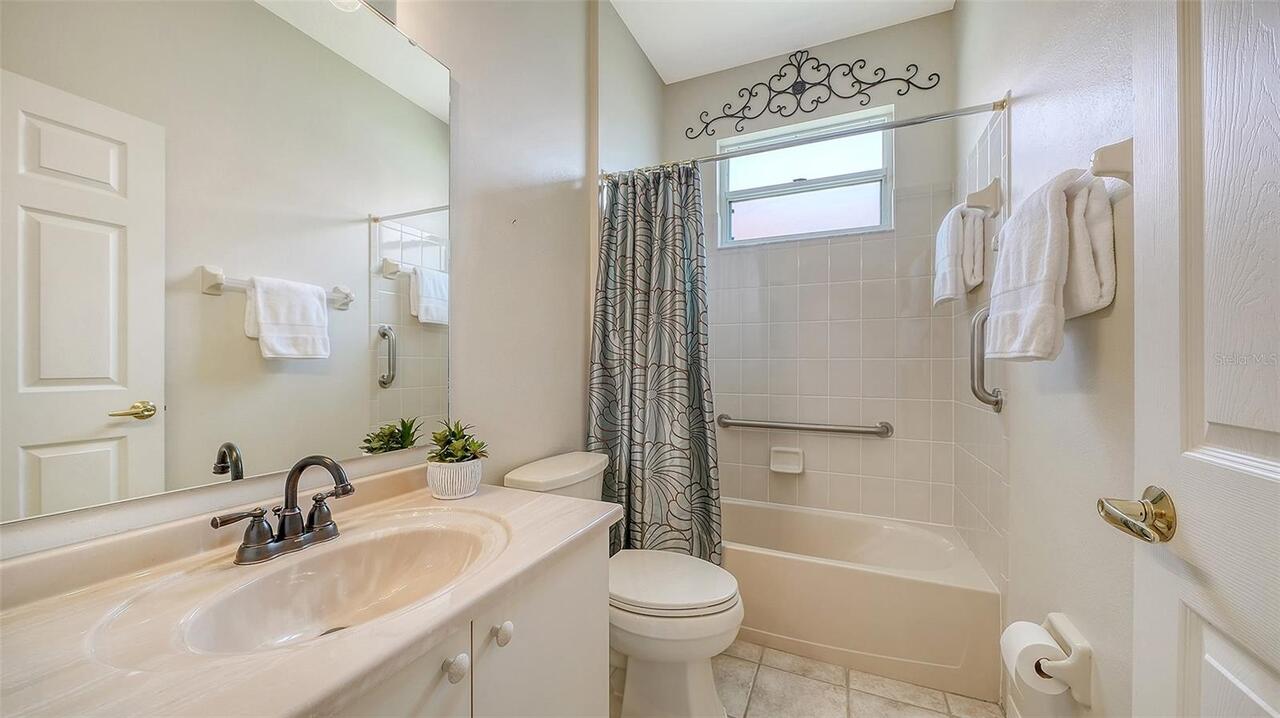 Listing Photo 25
