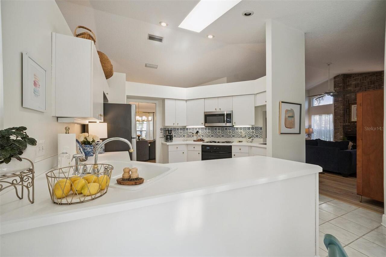 Listing Photo 15
