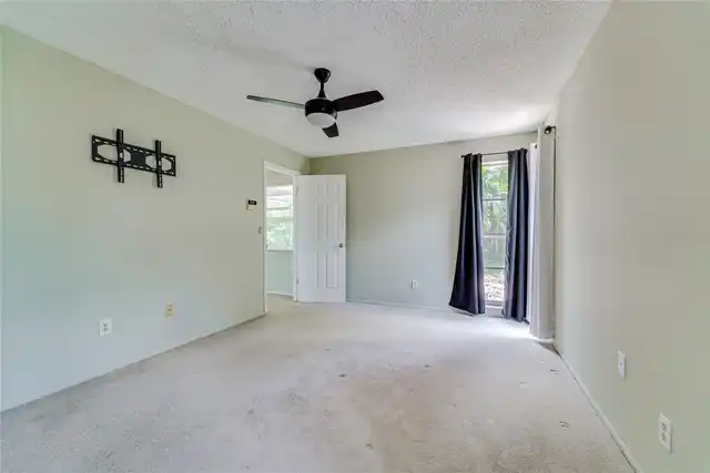 Listing Photo 29