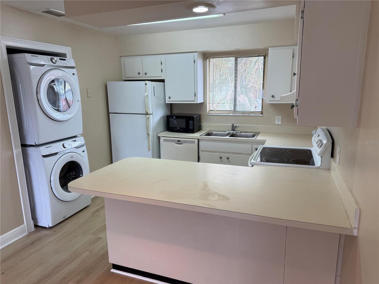 Listing Photo 6