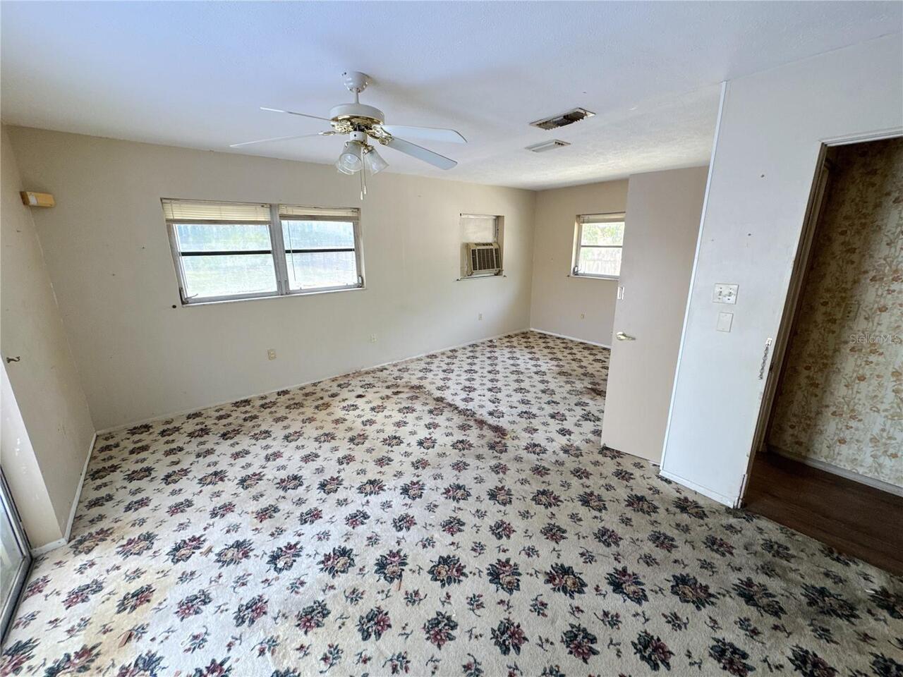 Listing Photo 7
