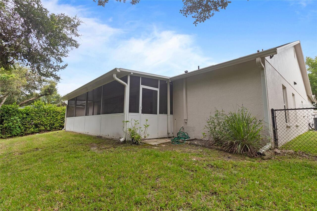 Listing Photo 16