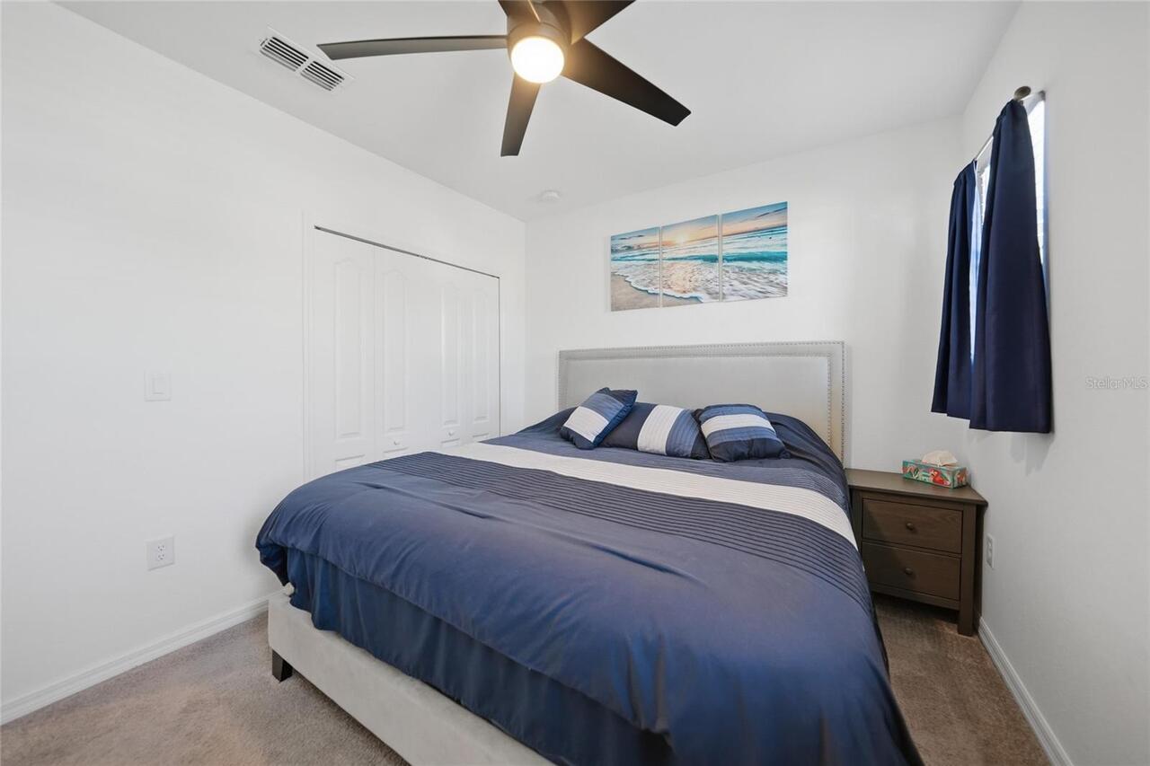 Listing Photo 12