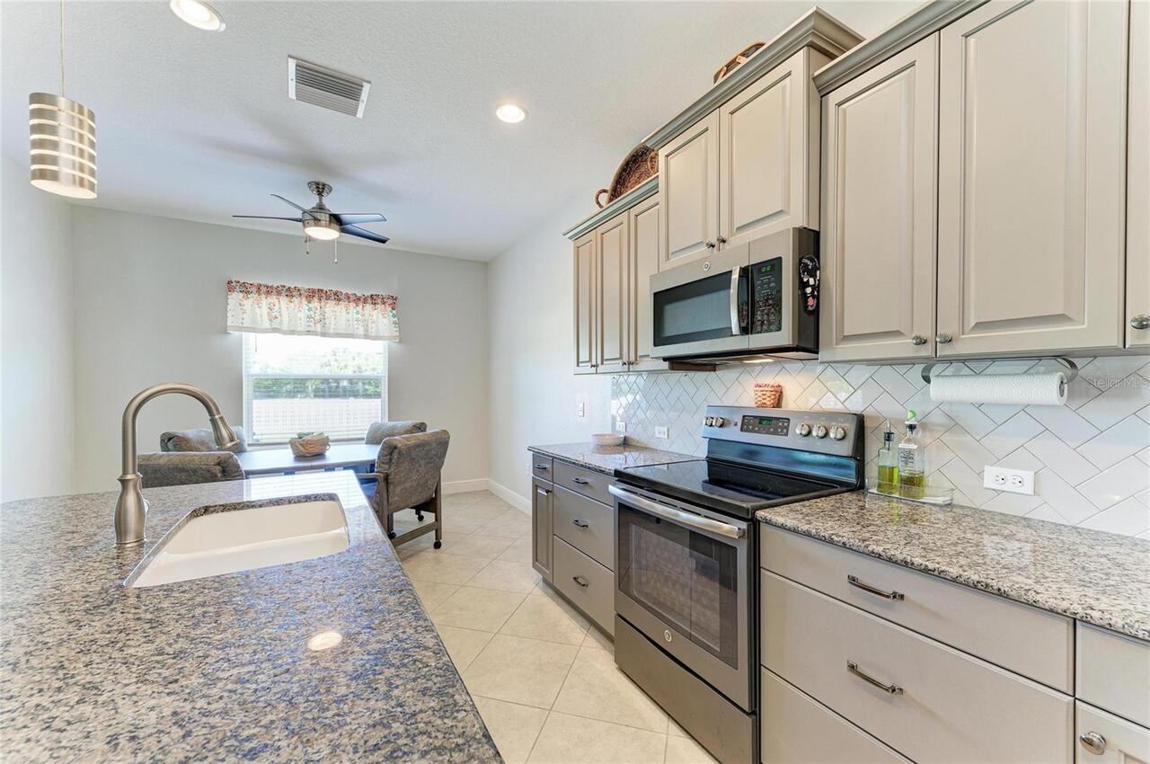 Listing Photo 18