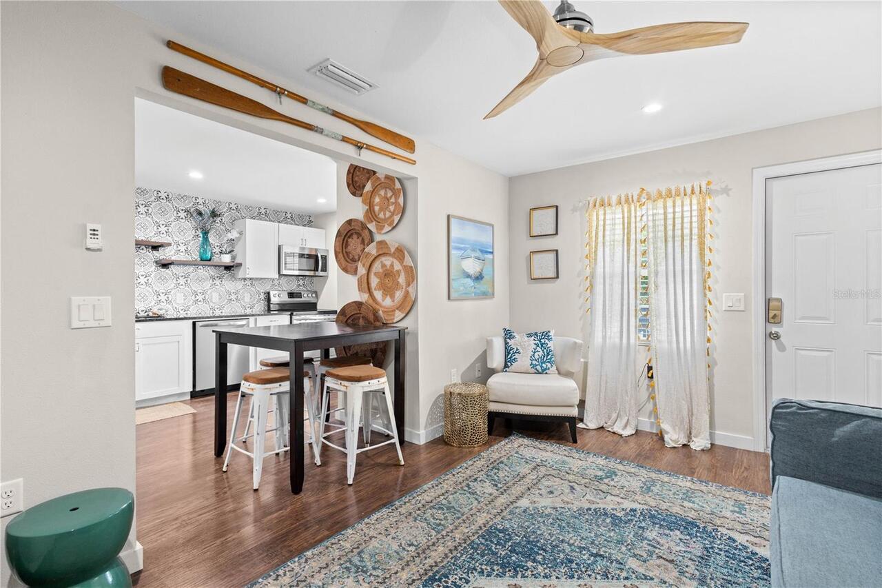 Listing Photo 8