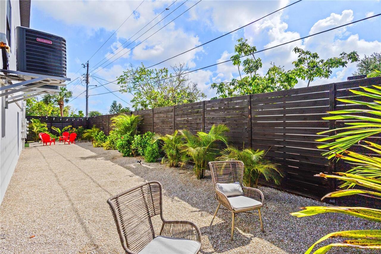 Listing Photo 33