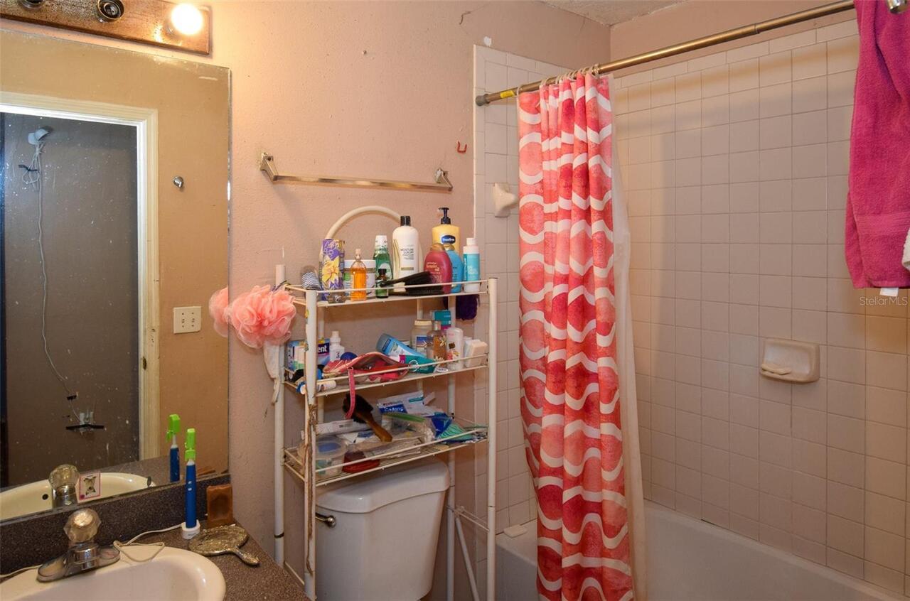 Listing Photo 16