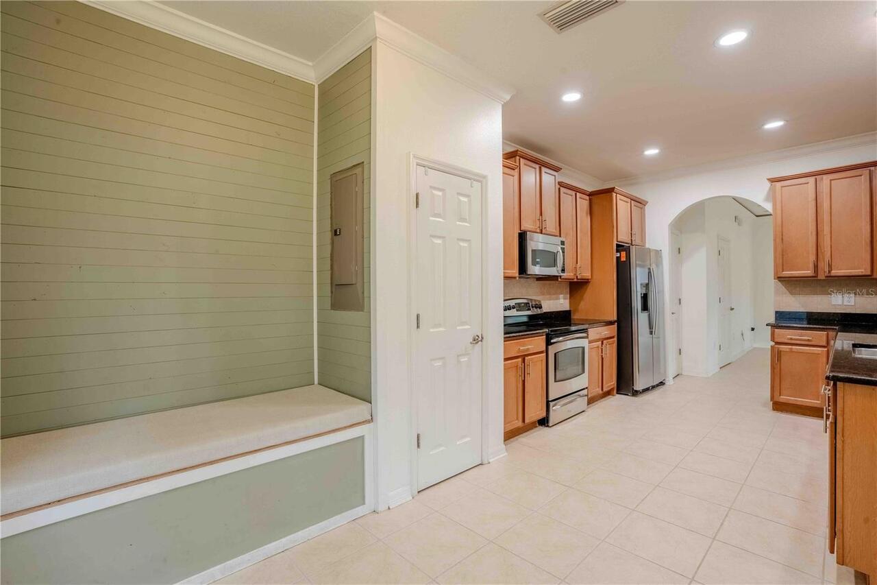 Listing Photo 8