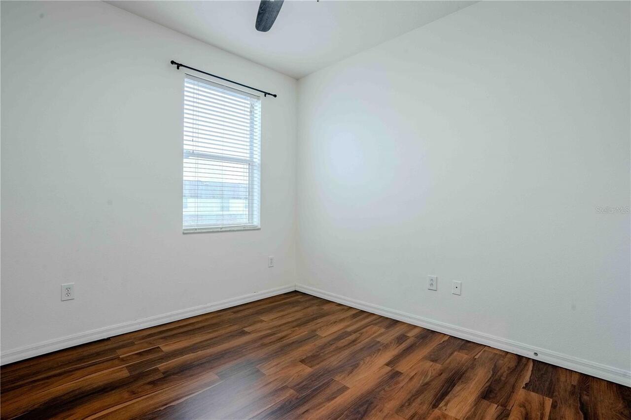 Listing Photo 20