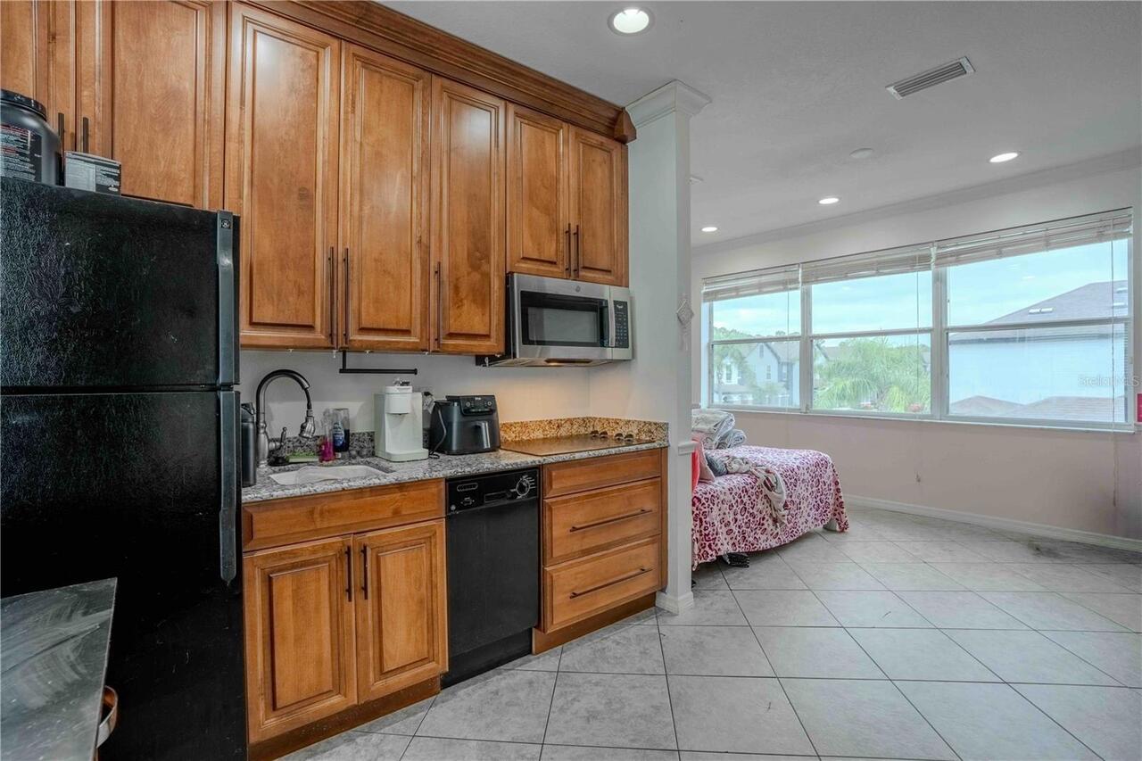 Listing Photo 32