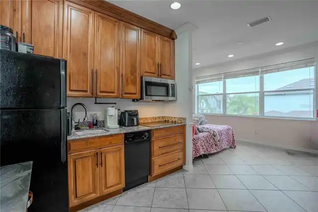 Listing Photo 32