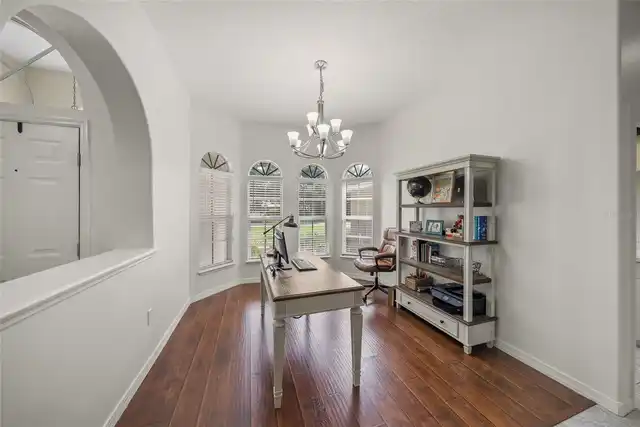 Listing Photo 8
