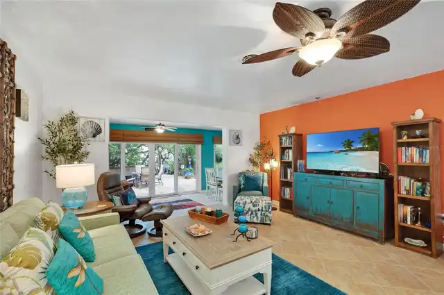Listing Photo 11