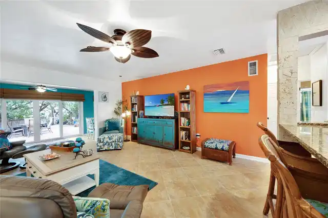 Listing Photo 14