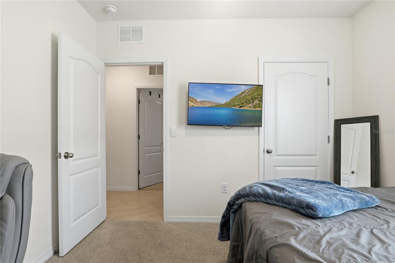 Listing Photo 7