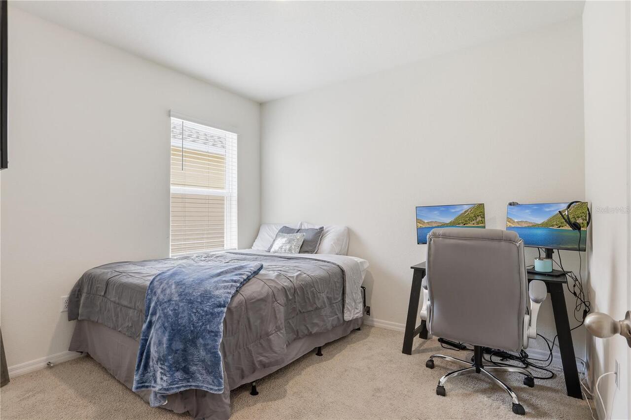 Listing Photo 9