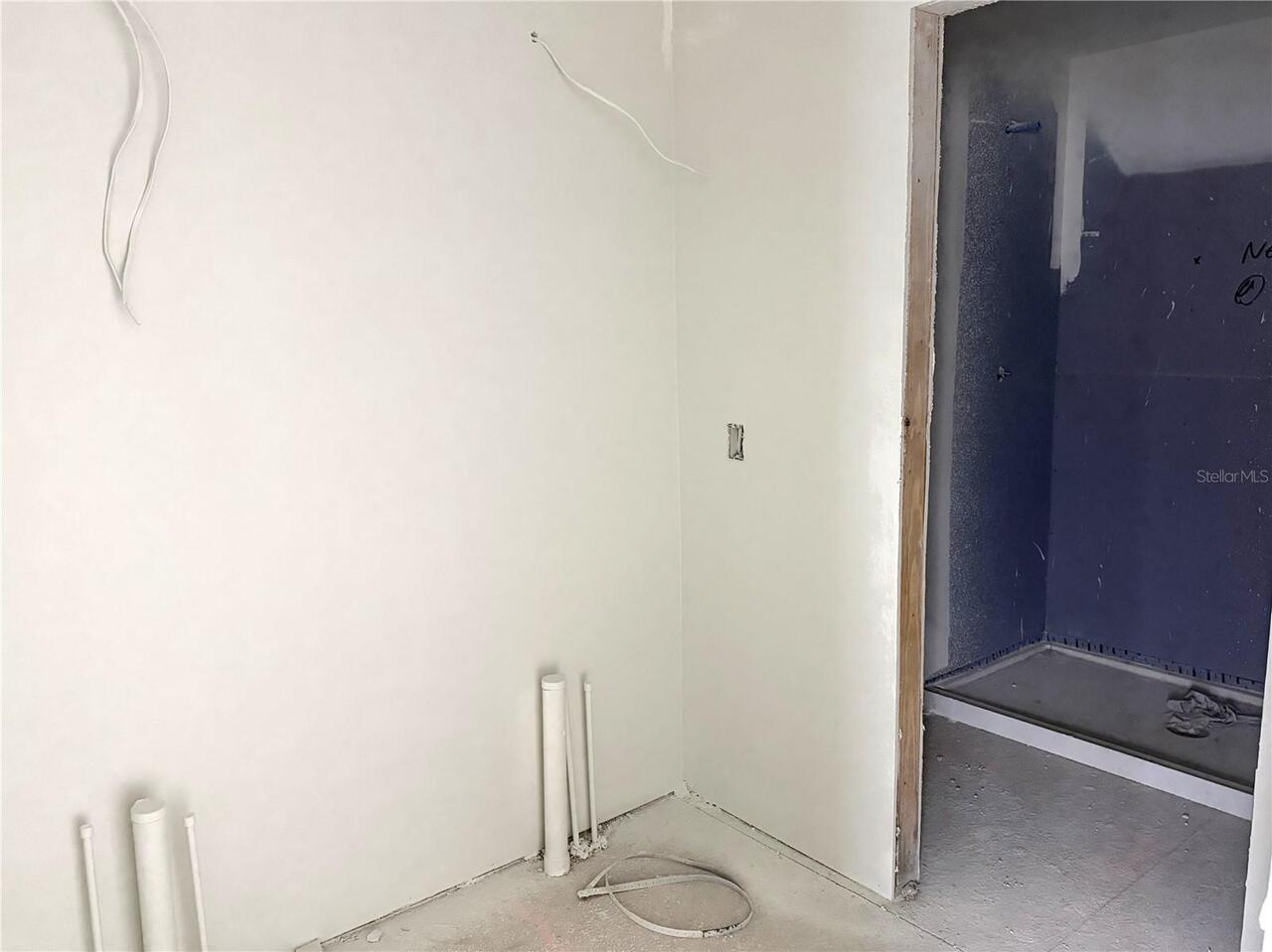 Listing Photo 12