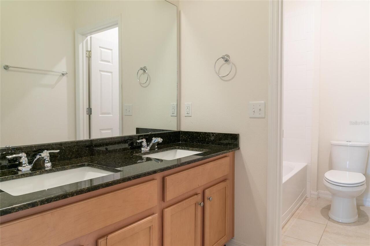 Listing Photo 16