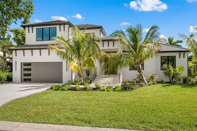 5BR, Home, 4BA, $4,699,999
Read More