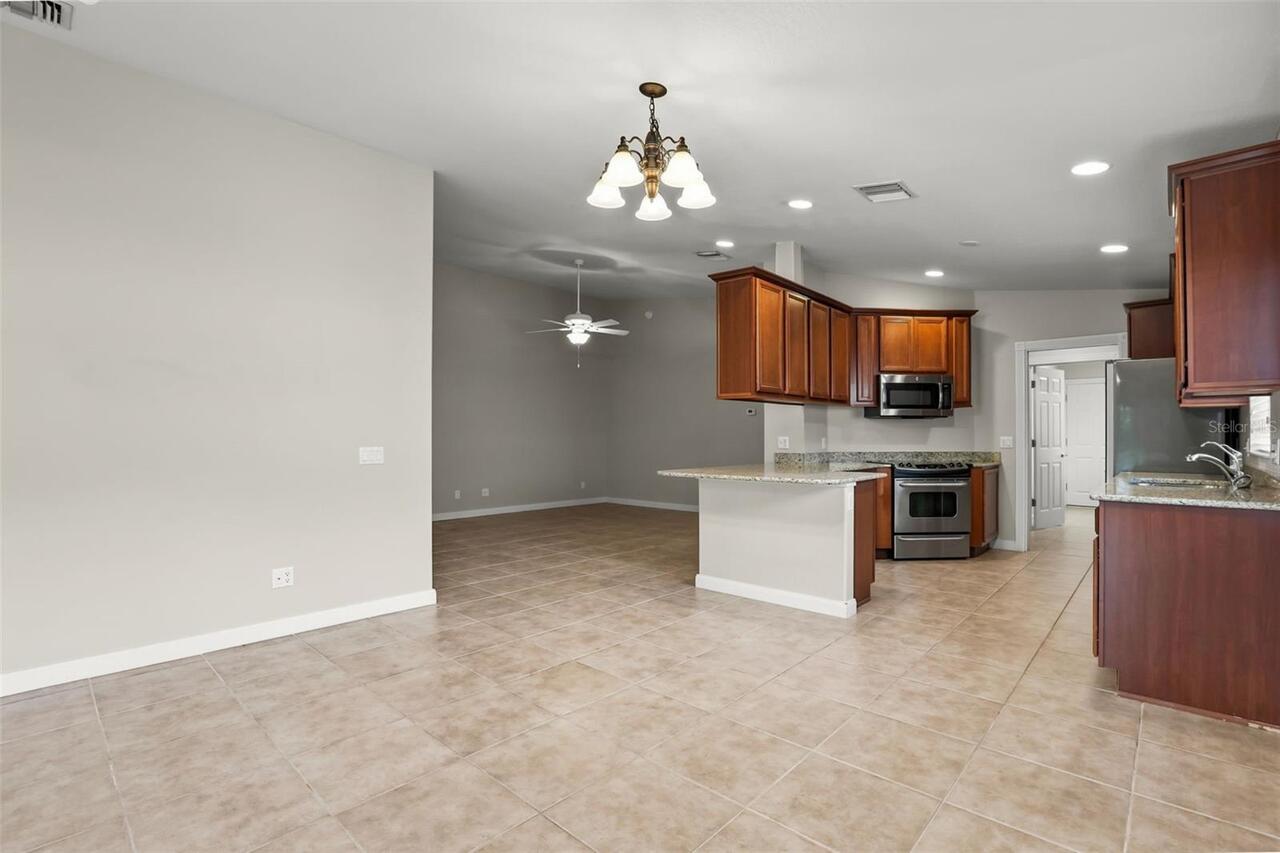 Listing Photo 9