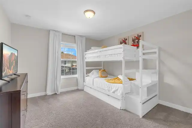 Listing Photo 16