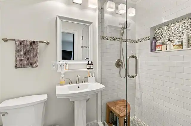 Listing Photo 25