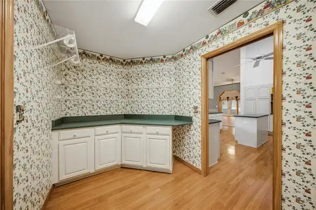 Listing Photo 37
