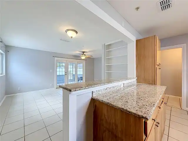 Listing Photo 9