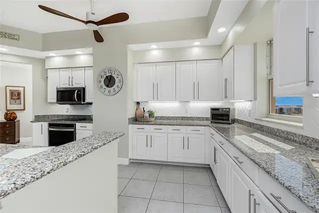 Listing Photo 17