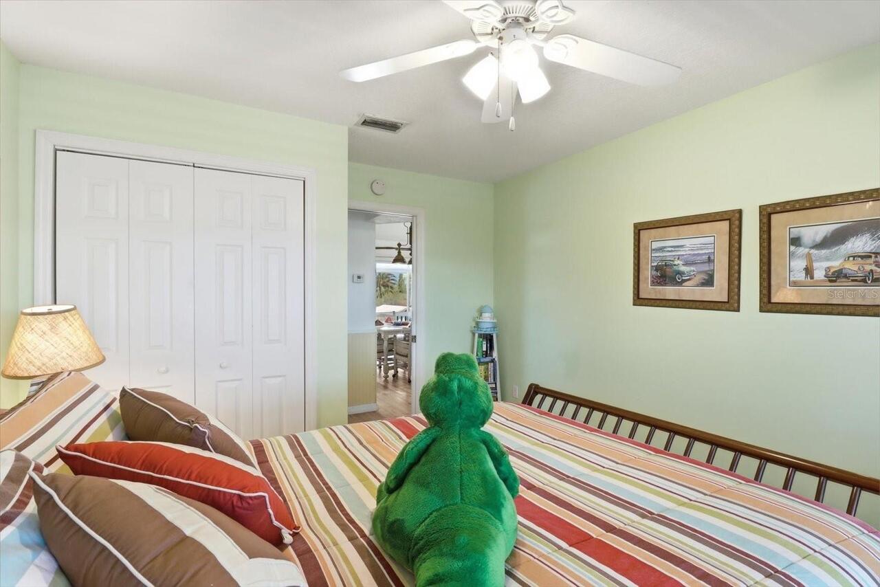Listing Photo 12