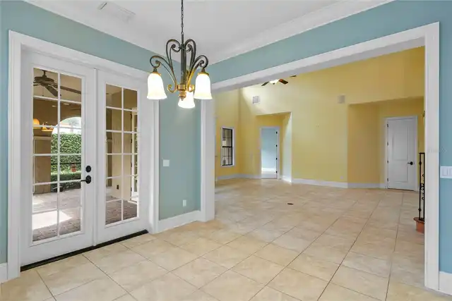 Listing Photo 14